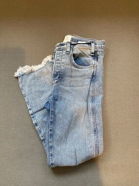 McGuire Denim Light Blue Cropped Jeans with Frayed Hem